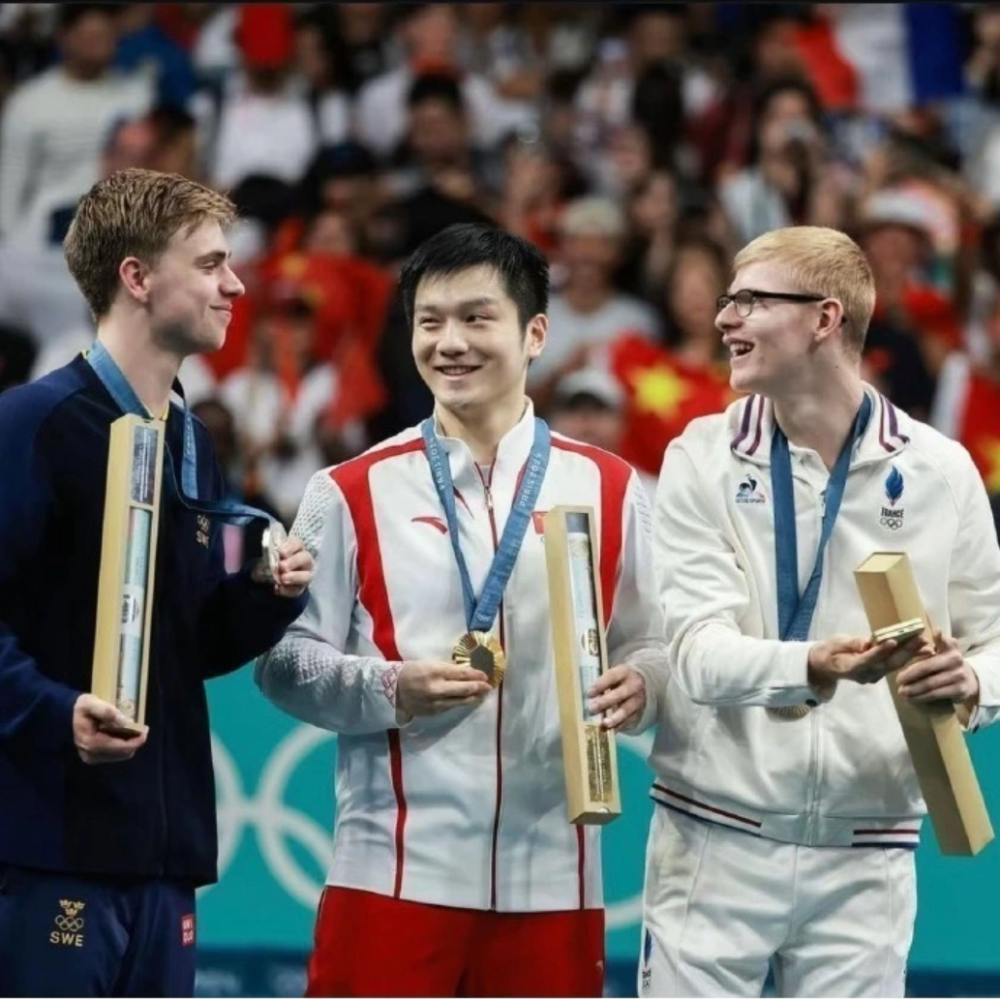 日本乒乓球队绝杀法国乒乓球队，波尔爆发神勇
