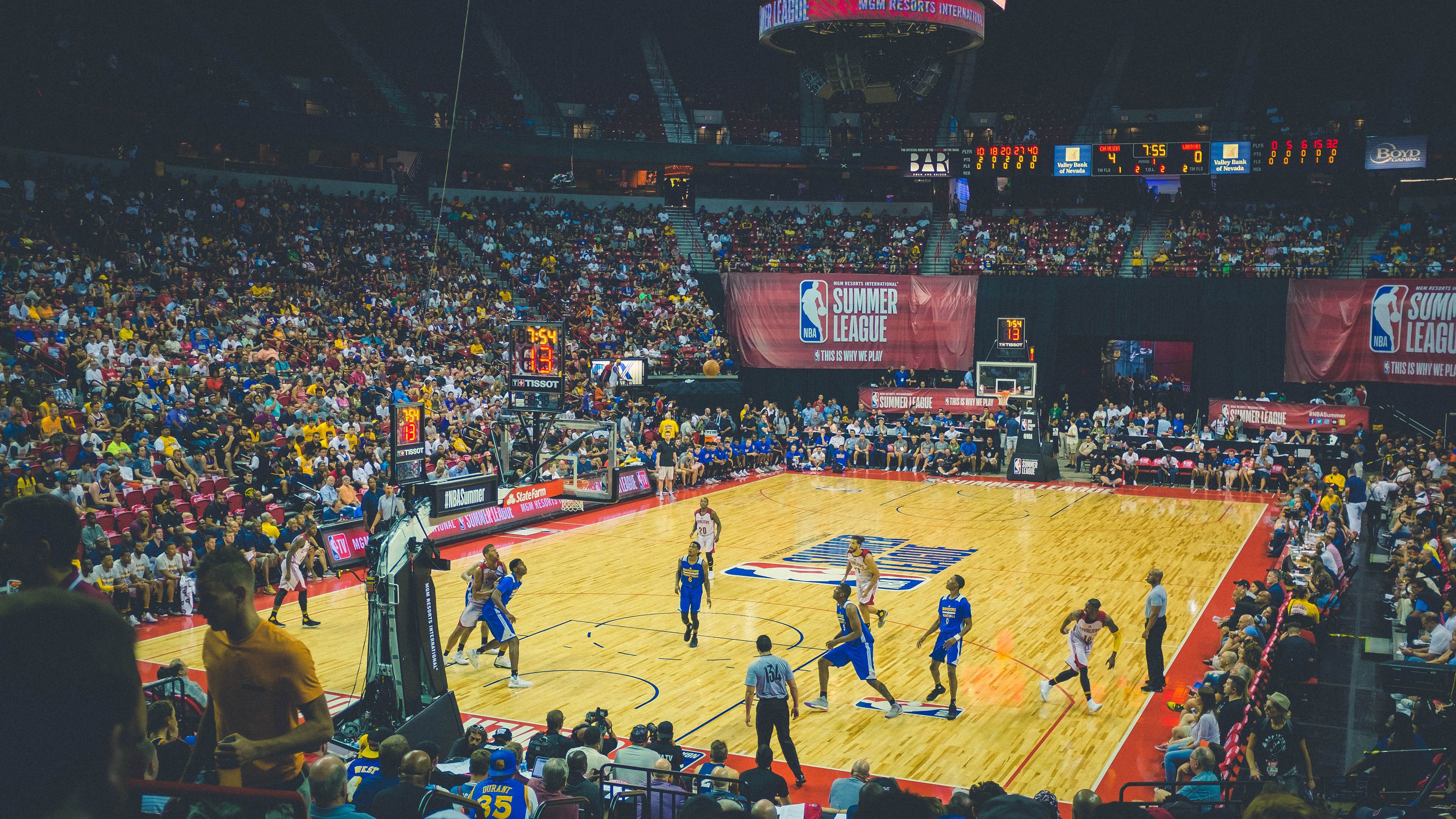 保罗导演紫金风暴，湖人完胜马刺背后的掌控艺术