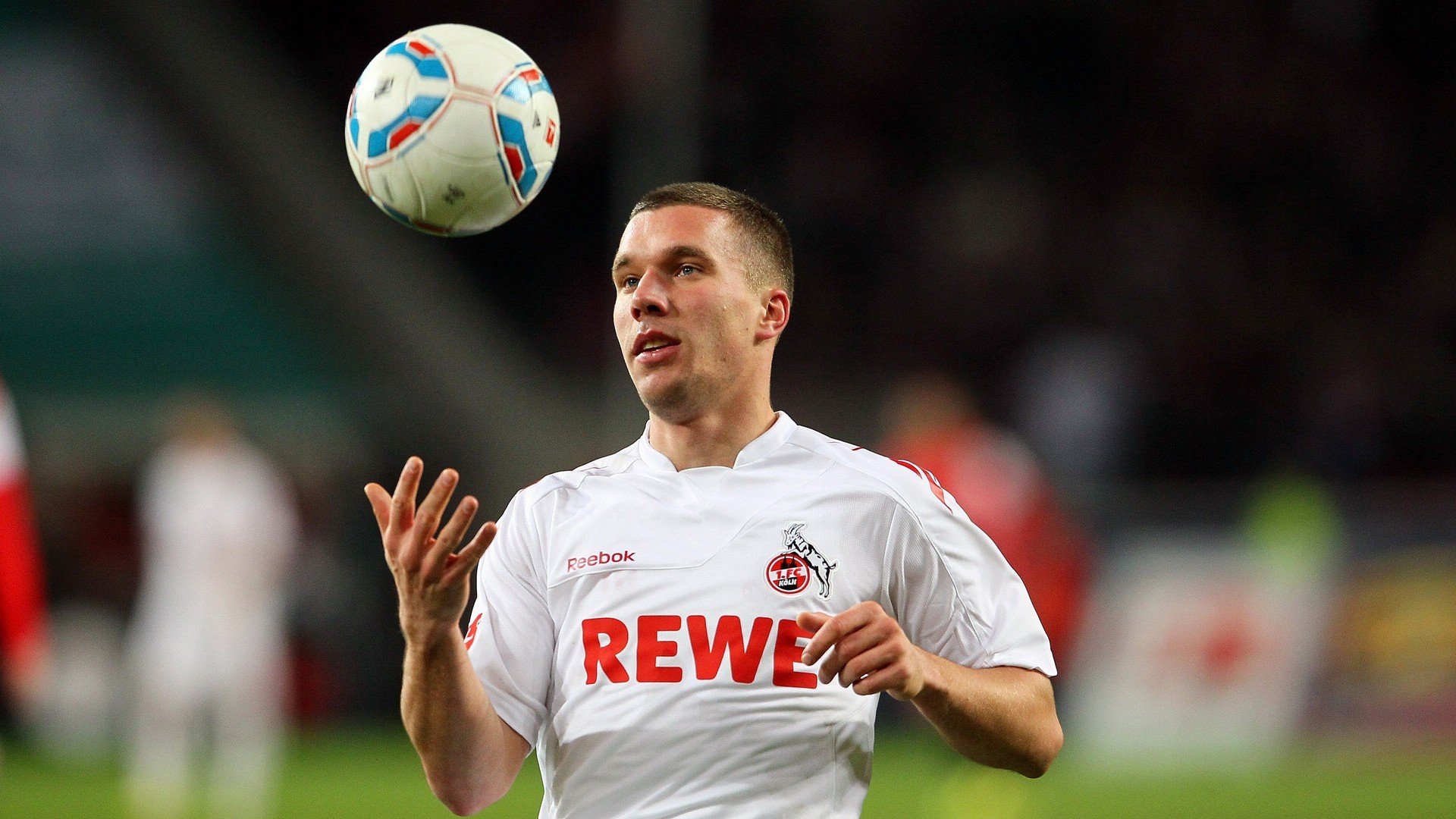 南半球风暴席卷绿茵，劳塔罗统治级数据助澳大利亚强势攻克爱尔兰