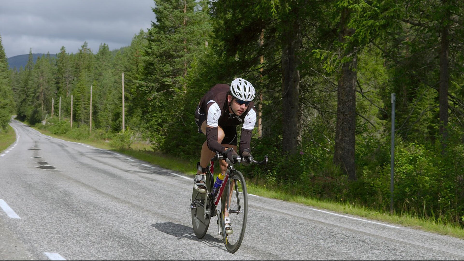 郑思维关键制胜，马来西亚队力克印度队，亚洲羽坛格局再起波澜